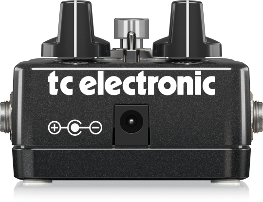 Guitarra y Bajo DARK MATTER DISTORTION TC Electronic