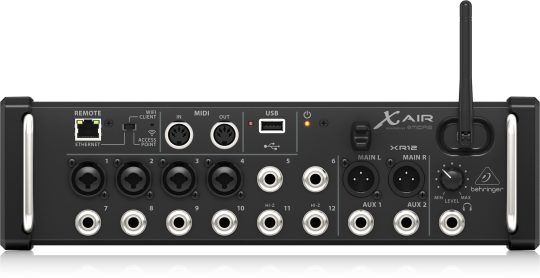 Mezcladores XR12 Behringer